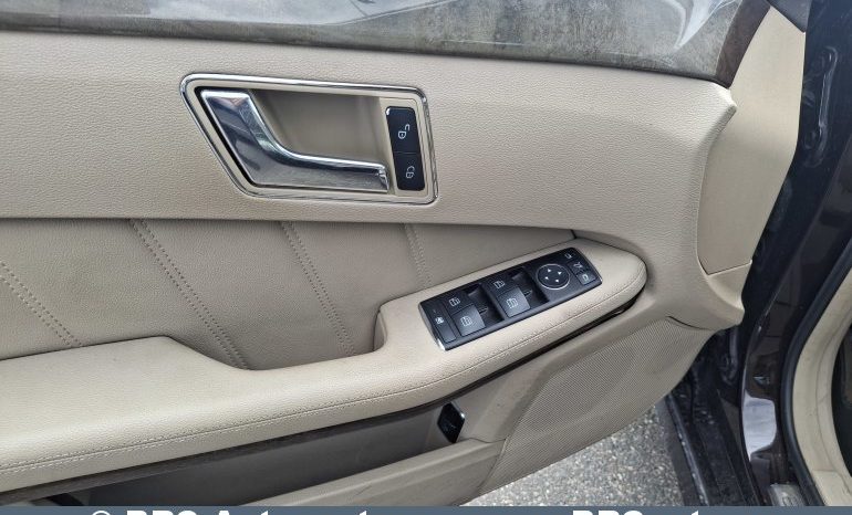 
								Mercedes-Benz E 350 Blue Efficiency Elegance Automatas 2009 full									
