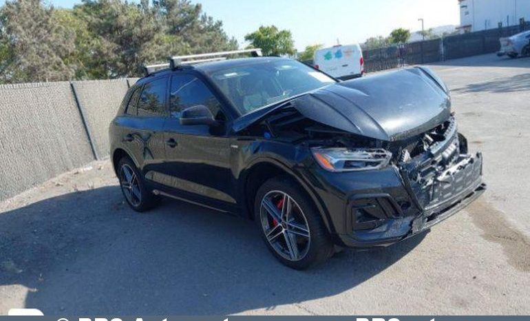 
								Audi Q5 55 TFSI Plug-In Hybrid Quattro Automatas 2024 full									