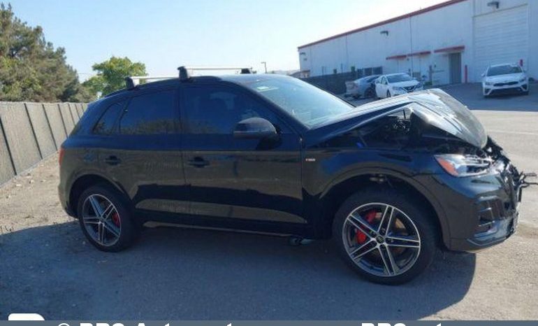 
								Audi Q5 55 TFSI Plug-In Hybrid Quattro Automatas 2024 full									