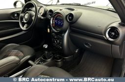 
										Mini Paceman S ALL4 2016 full									