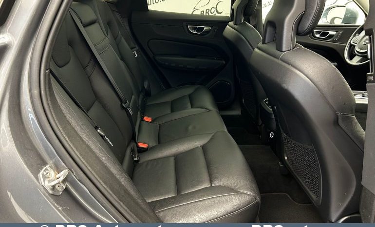 
								Volvo XC 60 T5 AWD Automatas 2018 full									