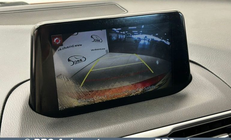 
								Mazda 3 2.0 SkyActiv-G Automatas 2017 full									