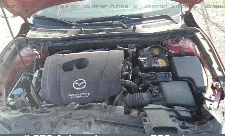 
								Mazda 3 2.0 SkyActiv-G Automatas 2017 full									