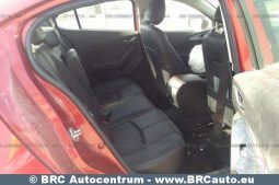 
										Mazda 3 2.0 SkyActiv-G Automatas 2017 full									