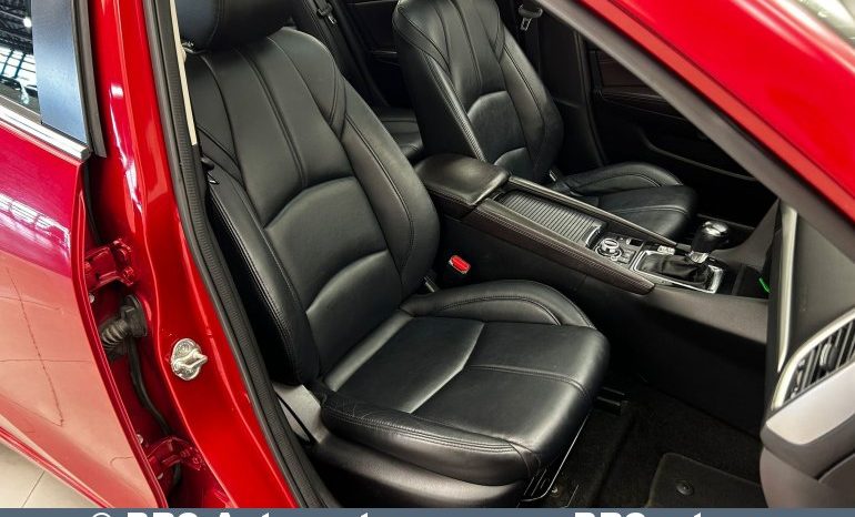 
								Mazda 3 2.0 SkyActiv-G Automatas 2017 full									