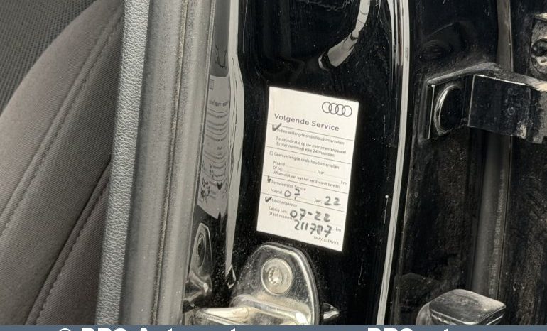 
								Audi A4 Avant 2.0 TDI S-Line Quattro Automatas 2016 full									