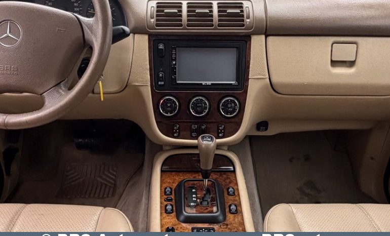 
								Mercedes-Benz ML 270 CDI Automatas 2003 full									