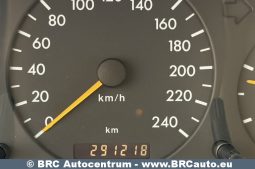 
										Mercedes-Benz ML 270 CDI Automatas 2003 full									