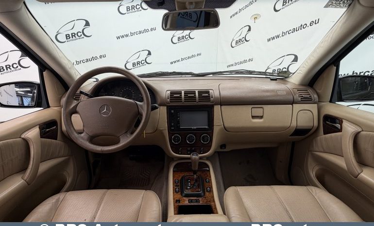 
								Mercedes-Benz ML 270 CDI Automatas 2003 full									