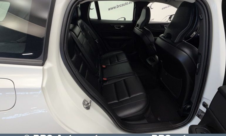 
								Volvo V60 B3 Mild-Hybrid Automatas 2021 full									