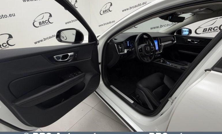 
								Volvo V60 B3 Mild-Hybrid Automatas 2021 full									