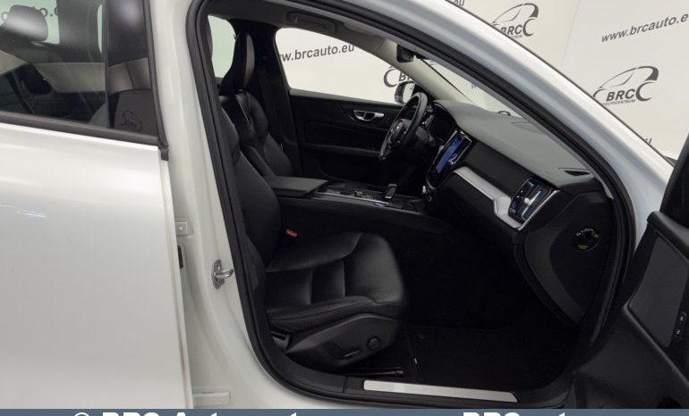 
								Volvo V60 B3 Mild-Hybrid Automatas 2021 full									