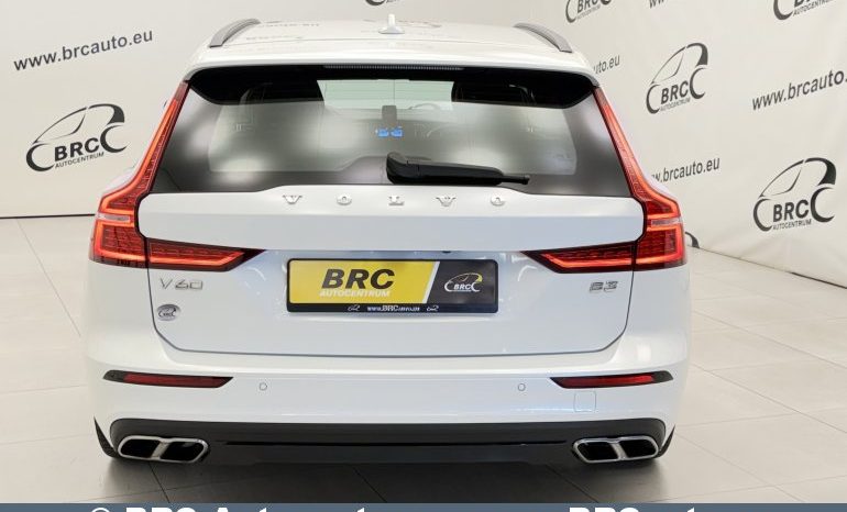 
								Volvo V60 B3 Mild-Hybrid Automatas 2021 full									