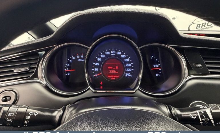 
								Kia Ceed 1.6 CRDi GT-Line 2015 full									