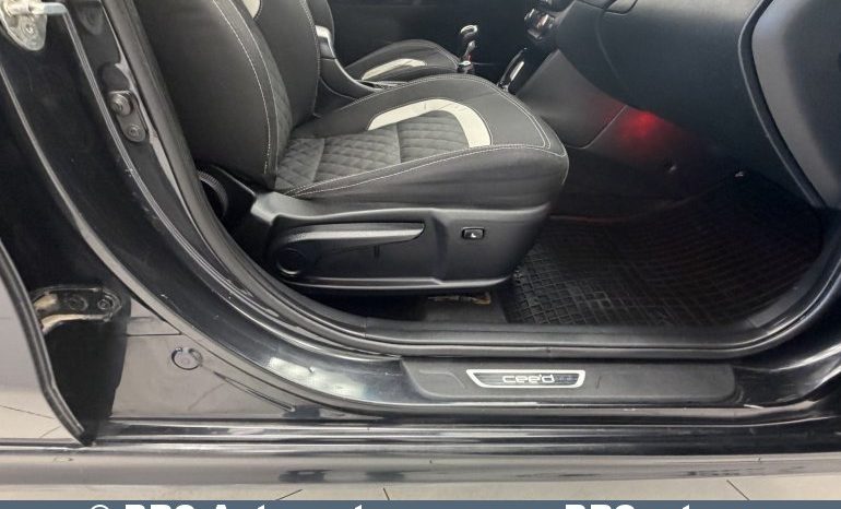 
								Kia Ceed 1.6 CRDi GT-Line 2015 full									