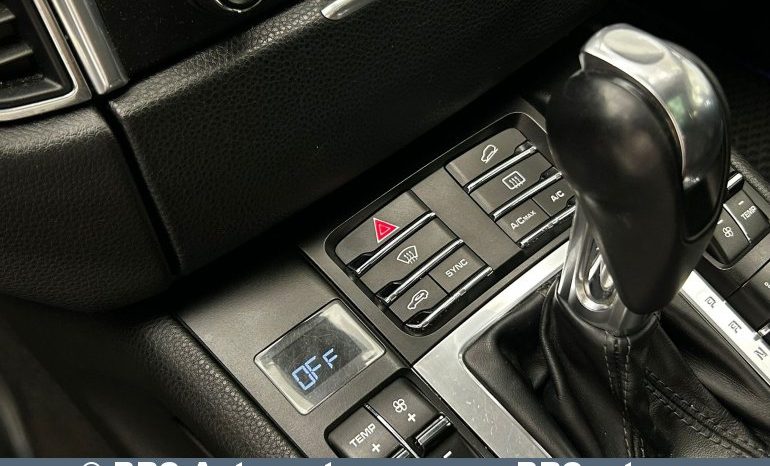 
								Porsche Macan 2.0T Automatas 2017 full									