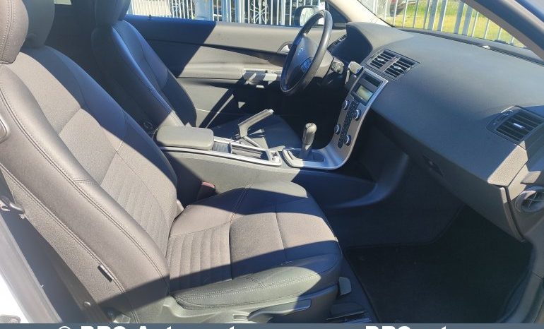
								Volvo C30 2.4 D5 2008 full									