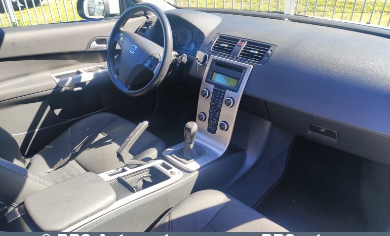 
								Volvo C30 2.4 D5 2008 full									