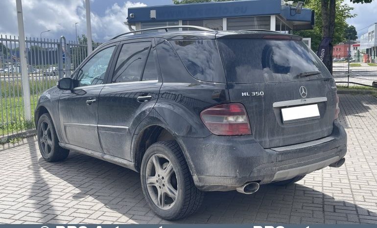
								Mercedes-Benz ML 350 3.5 V6 4MATIC Automatas LPG 2008 full									