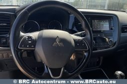 
										Mitsubishi Outlander 2.2 D-ID AWD 2017 full									