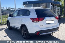 
										Mitsubishi Outlander 2.2 D-ID AWD 2017 full									