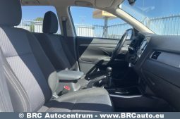 
										Mitsubishi Outlander 2.2 D-ID AWD 2017 full									