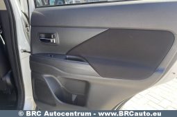 
										Mitsubishi Outlander 2.2 D-ID AWD 2017 full									