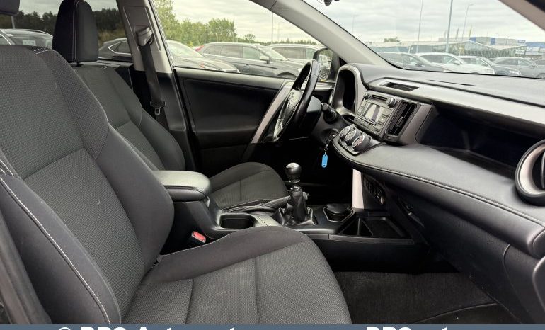 
								Toyota RAV 4 Valvematic Standard 4WD 2016 full									