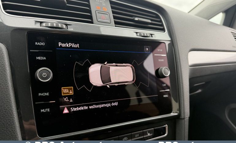 
								Volkswagen Golf 1.0 TSI Trendline 2018 full									