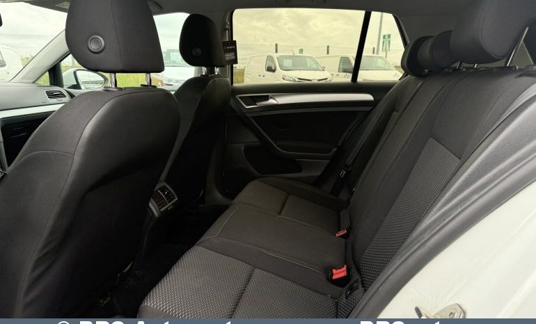 
								Volkswagen Golf 1.0 TSI Trendline 2018 full									