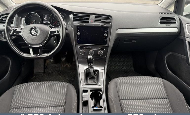 
								Volkswagen Golf 1.0 TSI Trendline 2018 full									