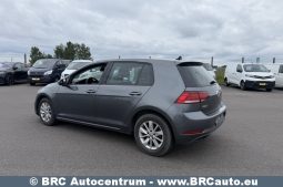 
										Volkswagen Golf 1.4 TSI BlueMotion Comfortline 2018 full									