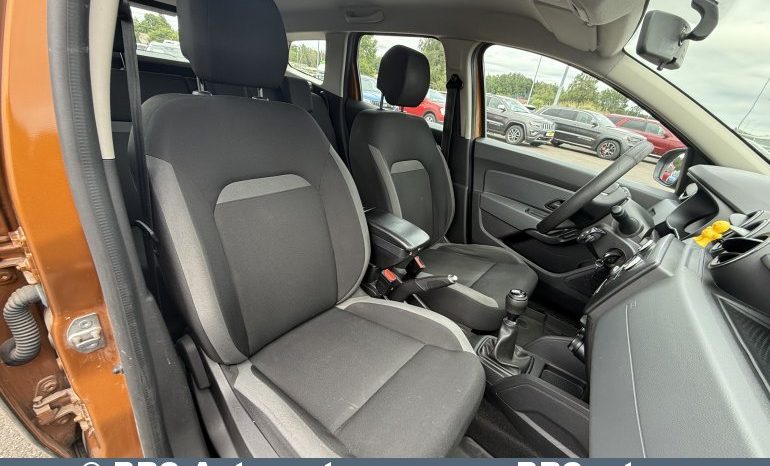 
								Dacia Duster 1.3 TCe Essential 2020 full									