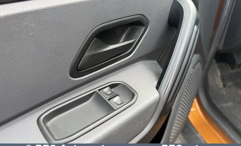 
								Dacia Duster 1.3 TCe Essential 2020 full									