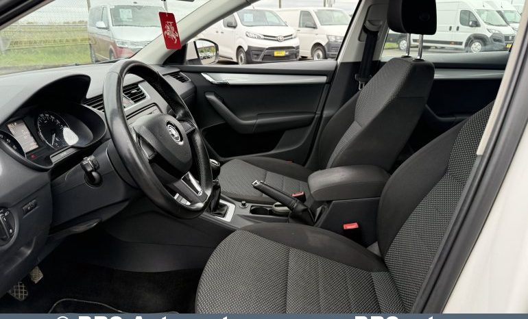 
								Skoda Octavia 1.6 TDI Ambition 2013 full									