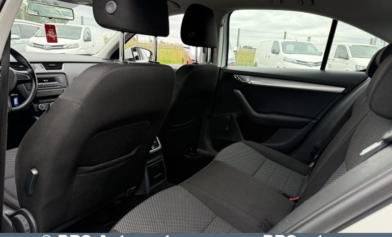 
								Skoda Octavia 1.6 TDI Ambition 2013 full									