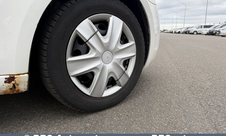 
								Skoda Octavia 1.6 TDI Ambition 2013 full									