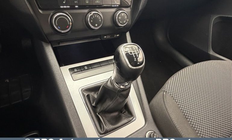 
								Skoda Octavia 1.6 TDI Ambition 2013 full									
