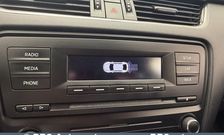 
								Skoda Octavia 1.6 TDI Ambition 2013 full									