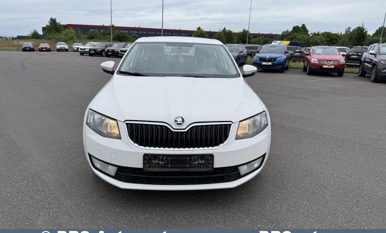 
								Skoda Octavia 1.6 TDI Ambition 2013 full									