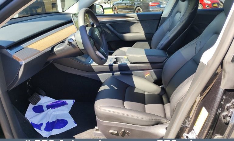 
								Tesla Model Y Long Range 78.1kWh 2025 full									