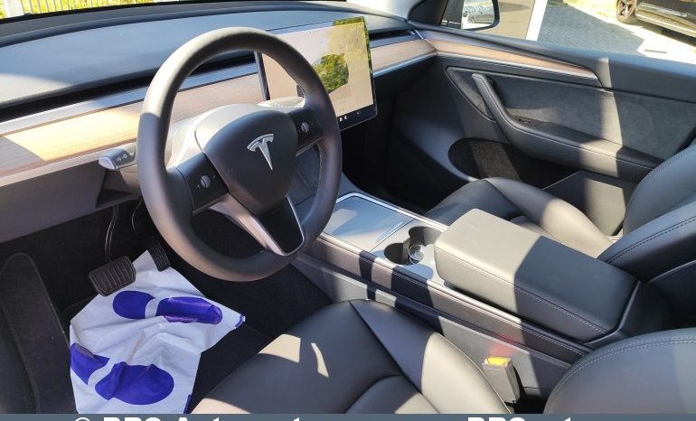 
								Tesla Model Y Long Range 78.1kWh 2025 full									