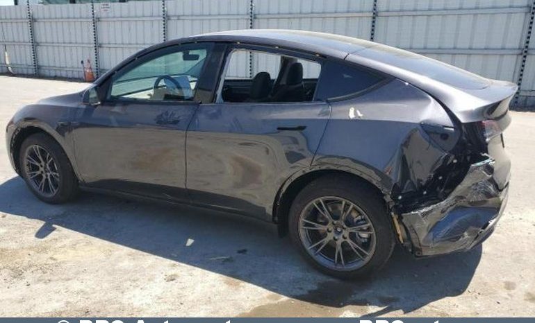 
								Tesla Model Y Long Range 78.1kWh 2025 full									