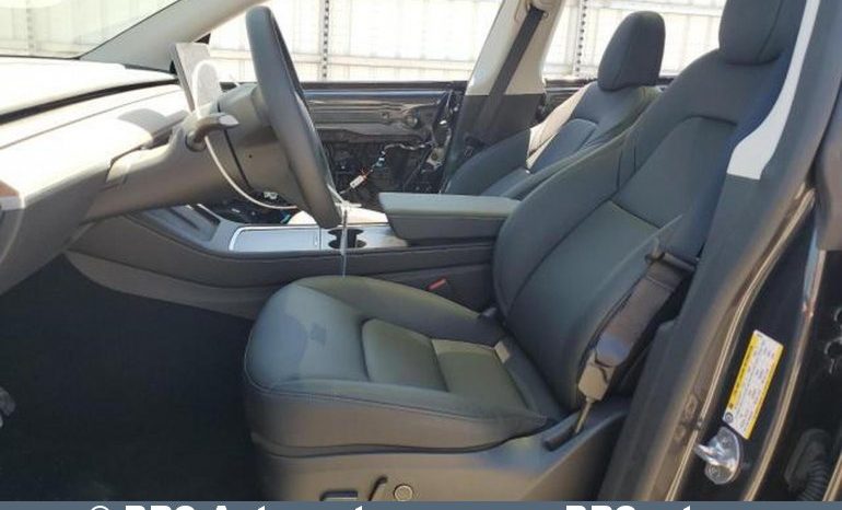 
								Tesla Model Y Long Range 78.1kWh 2025 full									