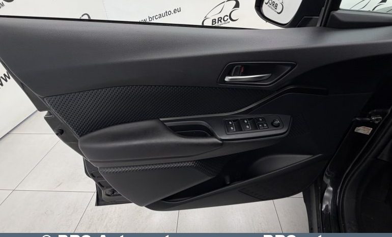 
								Toyota C-HR 1.8 Hybrid Automas 2017 full									