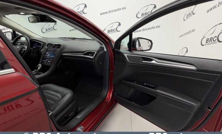 
								Ford Mondeo 2.0 TDCi MK5 Automatas 2015 full									