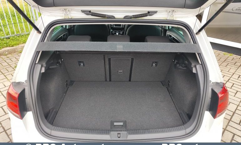 
								Volkswagen Golf 2.0 TDI DSG 2013 full									