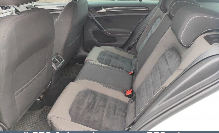 
								Volkswagen Golf 2.0 TDI DSG 2013 full									