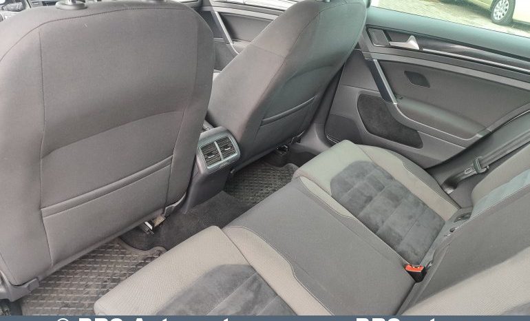 
								Volkswagen Golf 2.0 TDI DSG 2013 full									