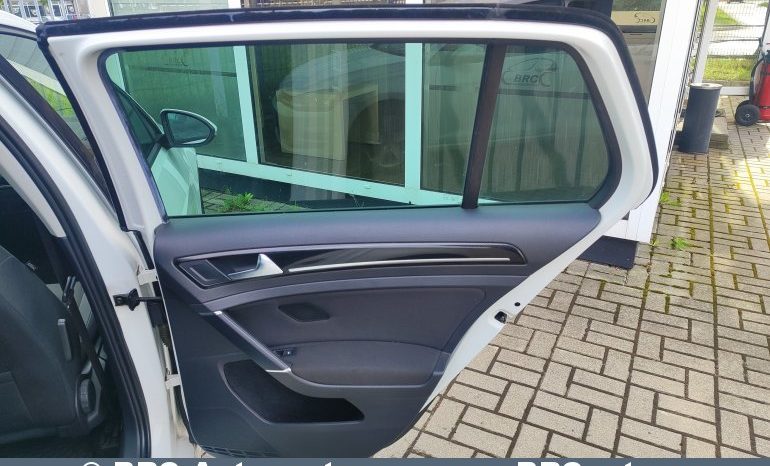 
								Volkswagen Golf 2.0 TDI DSG 2013 full									
